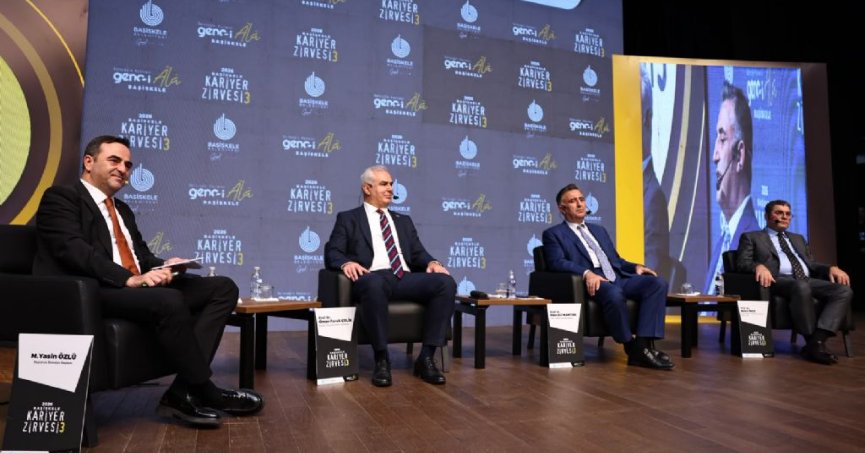 Kariyerin Öncü İsimleri Başiskele´de Gençlerle Buluştu