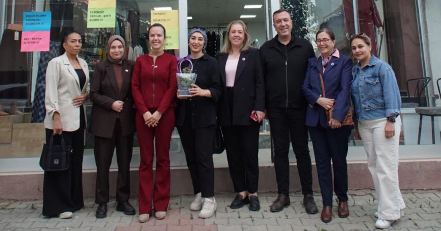 Kartepe’de Esnafın Sesi Dinlendi: “Sahadayız, Esnafımızın Yanındayız”