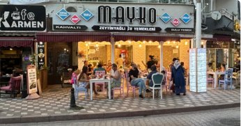 Akçay’da Çıtır Pane Tavuğun Lezzetli Adresi: Mayko Ev Yemekleri