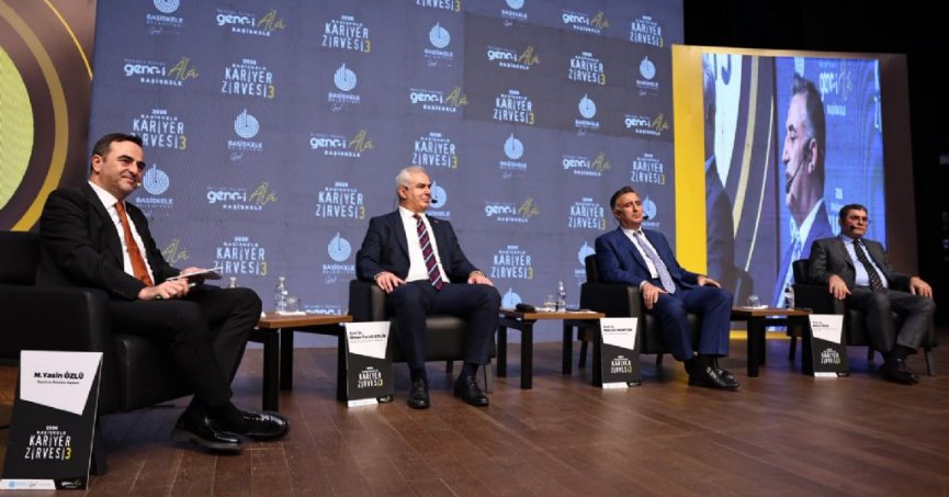 Kariyerin Öncü İsimleri Başiskele´de Gençlerle Buluştu